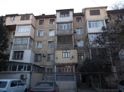 Satılır 3 otaqlı 70 m2 köhnə tikili Gənclik m.