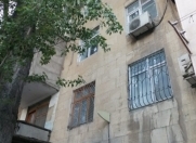 Satılır 3 otaqlı 80 m2 köhnə tikili Nəriman Nərimanov m.