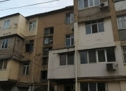 Satılır 4 otaqlı 100 m2 köhnə tikili Nərimanov r.