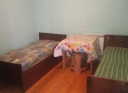 İcarəyə verilir 1 otaqlı 22 m2 həyət evi Qələbə dairəsi