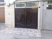 Satılır 3 otaqlı 140 m2 həyət evi Yasamal r.