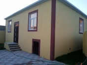 Satılır 4 otaqlı 100 m2 həyət evi Binə
