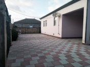 Satılır 3 otaqlı 130 m2 həyət evi Binə