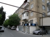 Satılır 4 otaqlı 100 m2 köhnə tikili İnşaat Universiteti