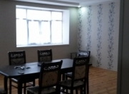 İcarəyə verilir 3 otaqlı 100 m2 köhnə tikili Salyan