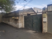 Satılır 2 otaqlı 25 m2 həyət evi Qara Qarayev m.