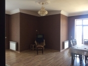 İcarəyə verilir 4 otaqlı 130 m2 yeni tikili Alatava 2