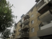 Satılır 2 otaqlı 58.5 m2 köhnə tikili Qara Qarayev m.