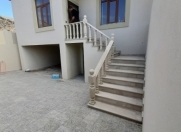 Satılır 3 otaqlı 110 m2 həyət evi Lökbatan