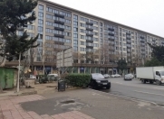 Satılır 2 otaqlı 60 m2 köhnə tikili Gənclik m.