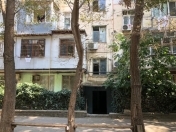 Satılır 3 otaqlı 90 m2 köhnə tikili 4 mkr