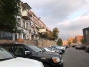 Satılır 1 otaqlı 25 m2 köhnə tikili 28 May m.