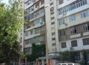 Satılır 2 otaqlı 70 m2 köhnə tikili 6 mkr