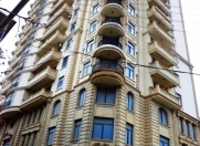 Satılır 4 otaqlı 174 m2 yeni tikili İçəri Şəhər m.