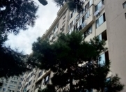 Satılır 2 otaqlı 60 m2 köhnə tikili Gənclik m.