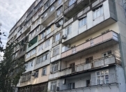 Satılır 1 otaqlı 44 m2 köhnə tikili Xalqlar Dostluğu m.