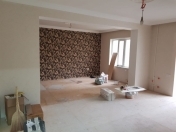 Satılır 5 otaqlı 98 m2 köhnə tikili Dövlət Statistika Komitəsi