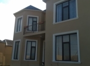 Satılır 4 otaqlı 200 m2 həyət evi Buzovna