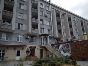 Satılır 3 otaqlı 70 m2 köhnə tikili İzmir parkı