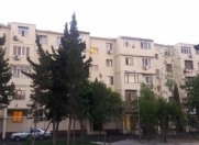 Satılır 3 otaqlı 90 m2 köhnə tikili 8 mkr