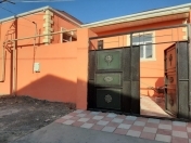 Satılır 3 otaqlı 100 m2 həyət evi Binəqədi