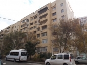 İcarəyə verilir 5 otaqlı 120 m2 köhnə tikili Şah İsmayıl Xətai m.