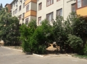 Satılır 2 otaqlı 60 m2 köhnə tikili Memar Əcəmi m.