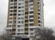 Satılır 2 otaqlı 98 m2 yeni tikili Qara Qarayev m.