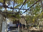 Satılır 5 otaqlı 600 m2 həyət evi Bakıxanov