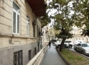 İcarəyə verilir 5 otaqlı 180 m2 obyekt İçəri Şəhər m.