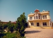 Satılır 6 otaqlı 630 m2 villa Ceyranbatan