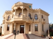 Satılır 7 otaqlı 650 m2 villa Novxanı