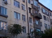 Satılır 2 otaqlı 56 m2 köhnə tikili 5 mkr