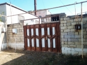 Satılır 3 otaqlı 80 m2 həyət evi Binəqədi