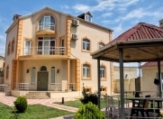 Satılır 7 otaqlı 391 m2 villa Botanika bağı