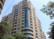 İcarəyə verilir 4 otaqlı 200 m2 yeni tikili Təhsil Nazirliyi