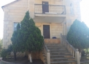 Satılır 5 otaqlı 240 m2 bağ evi Novxanı