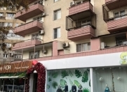 Satılır 3 otaqlı 80 m2 köhnə tikili 28 May m.