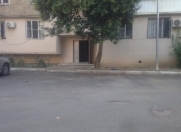 Satılır 2 otaqlı 60 m2 köhnə tikili Bakıxanov