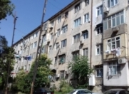 Satılır 2 otaqlı 57 m2 köhnə tikili 4 mkr