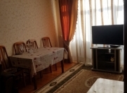 Satılır 2 otaqlı 52 m2 köhnə tikili Qaraçuxur