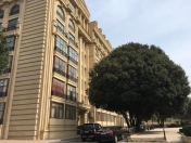 Satılır 4 otaqlı 200 m2 köhnə tikili İçəri Şəhər m.