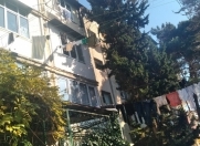 Satılır 1 otaqlı 32 m2 köhnə tikili Qara Qarayev m.