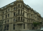 Satılır 5 otaqlı 160 m2 köhnə tikili Koala parkı