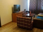 İcarəyə verilir 3 otaqlı 160 m2 yeni tikili Dövlət Statistika Komitəsi