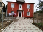 Satılır 6 otaqlı 300 m2 həyət evi Saray