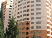Satılır 3 otaqlı 82 m2 yeni tikili Elmlər Akademiyası m.