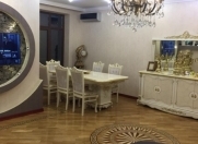 Satılır 3 otaqlı 130 m2 yeni tikili 20 yanvar m.