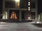 Satılır 5 otaqlı 209 m2 həyət evi Saray