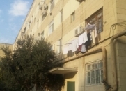 Satılır 4 otaqlı 92 m2 köhnə tikili Badamdar
